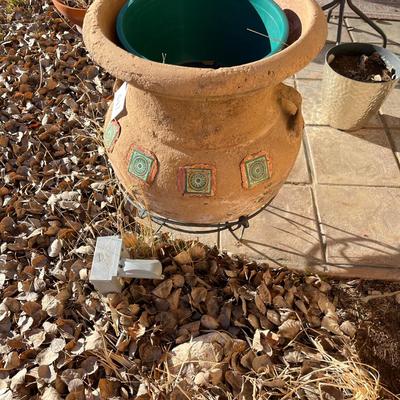 Talavera Style pot on wire stand