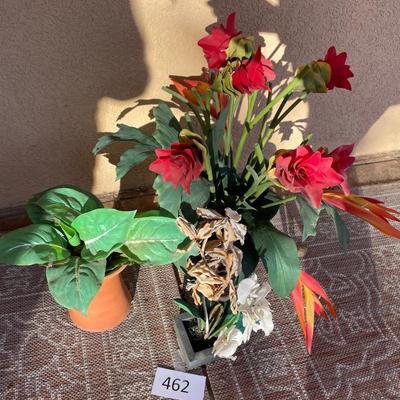 Vases & Flower arrangements