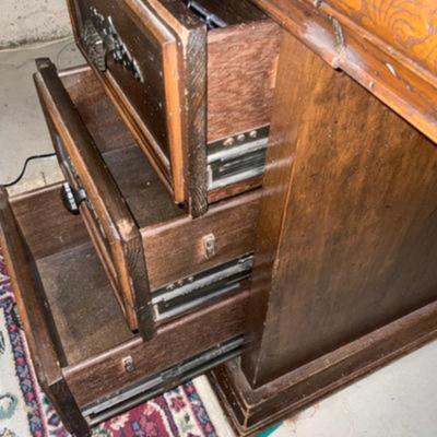 1980â€™s Alex Stuart Desk with leather Top.