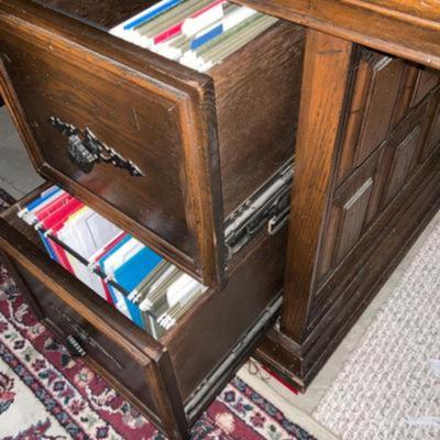 1980â€™s Alex Stuart Desk with leather Top.
