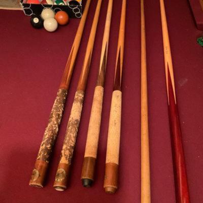 1911 Brunswick Vintage pool table with accessories