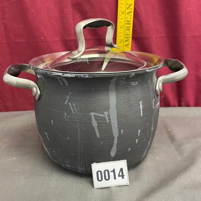 Soup pot