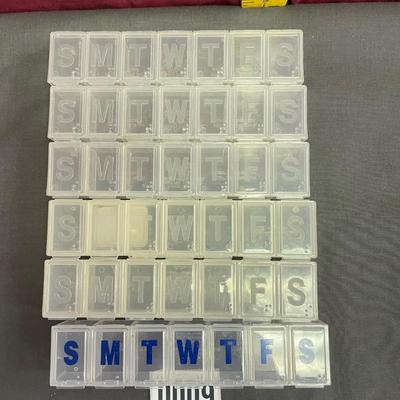 Pill organizers