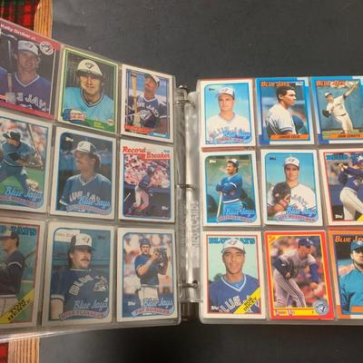 BASEBALL CARDS