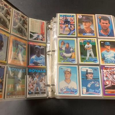 BASEBALL CARDS