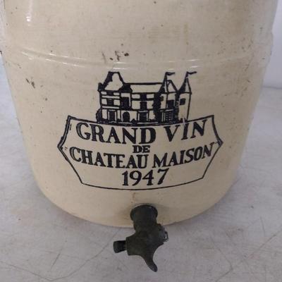 Vintage Grand Vin de Chateau Maison 1947 Cooler Crock