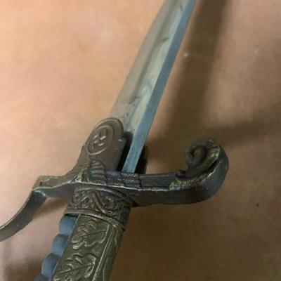 SWORD LOT