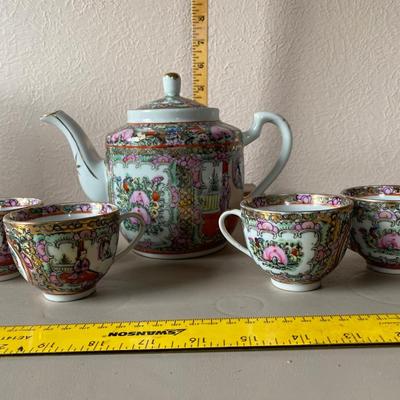 Oriental tea set
