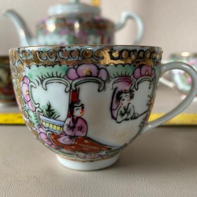 Oriental tea set