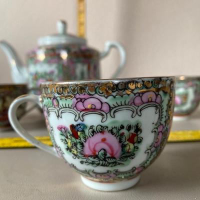 Oriental tea set