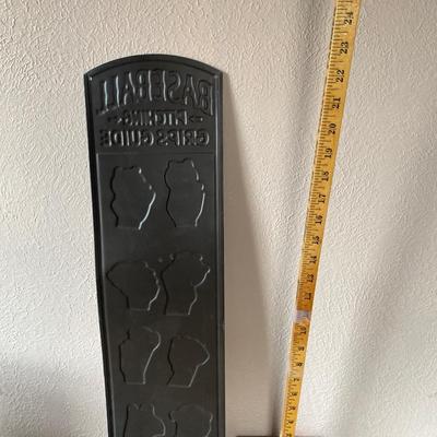 TIN space baseball, pitching grips, guide sign