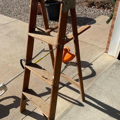 4â€™ Ladder ðŸªœ