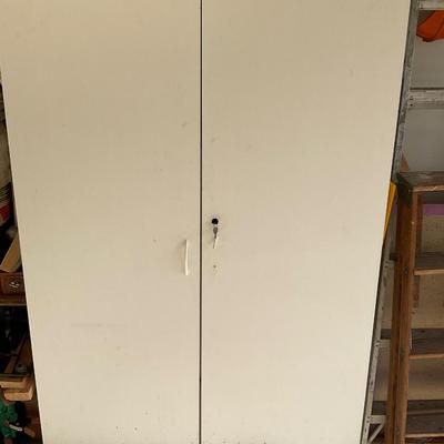 Cabinet 6â€™ x 4â€™