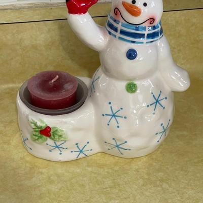 Snowman candle holder