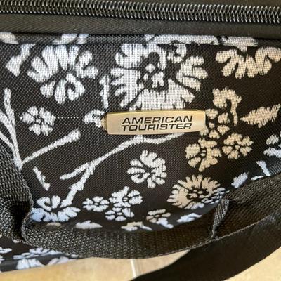 American Tourister Black & White Luggage Set