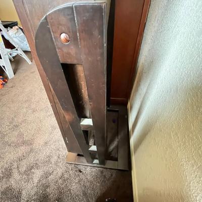 Free Standing dressing mirror /Jewelry Armoir
