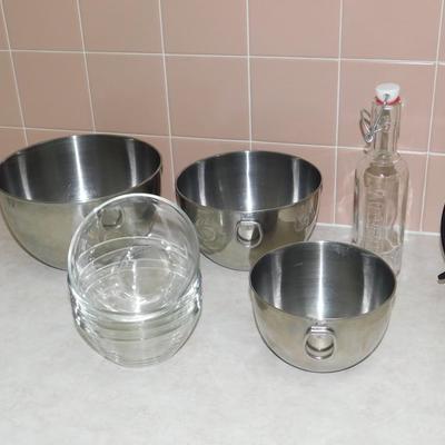 STAINLESS STEEL MIXING BOWLS, GLASS SERVING BOWLS, STRAINERS AND GLASS BOTTLE