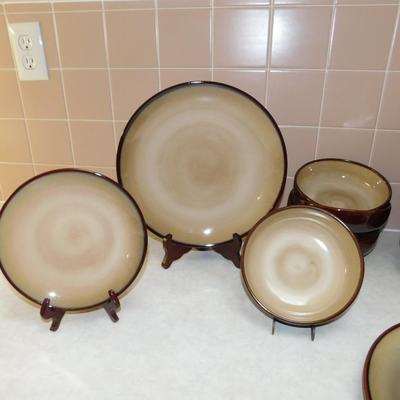 SANGO DINNERWARE FOR 8 WITH SERVING BOWL AND PLATTER