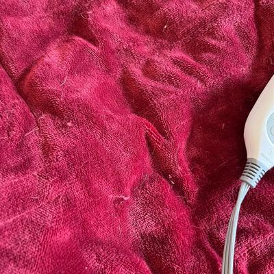 Fleece electric throw