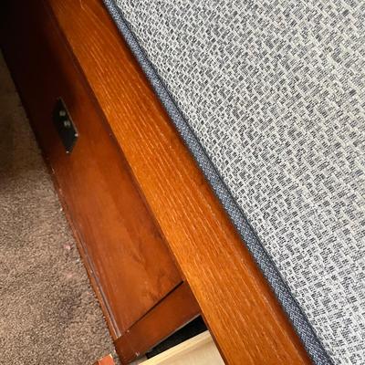 Mission Style Bed w/ Under drawers New mattress