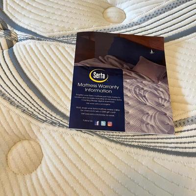 Mission Style Bed w/ Under drawers New mattress