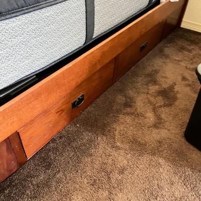 Mission Style Bed w/ Under drawers New mattress