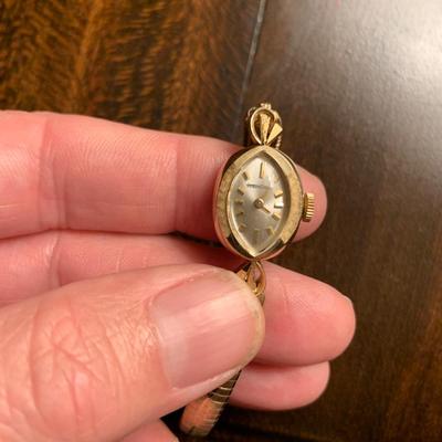 14KT Le Coultre GOLD WATCH