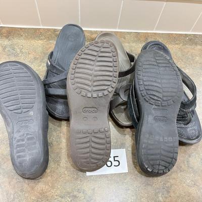 3 pairs slip ons