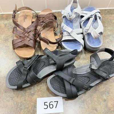 3 pairs of Sandals