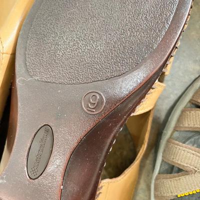 3 pair of sandals