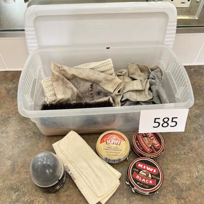Shoe shine supplies