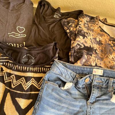 Lot of ladies clothes