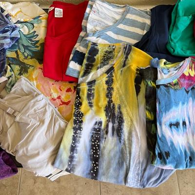 Lot of women's Graphic Tops