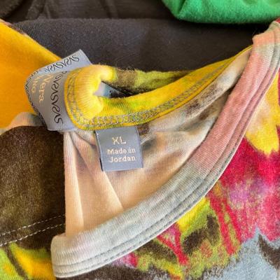Lot of women's Graphic Tops