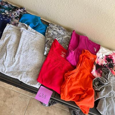 Lot of women's tops