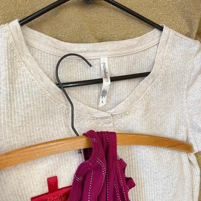 Lot of women's tops