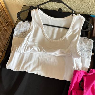 Lot of women's tank tops