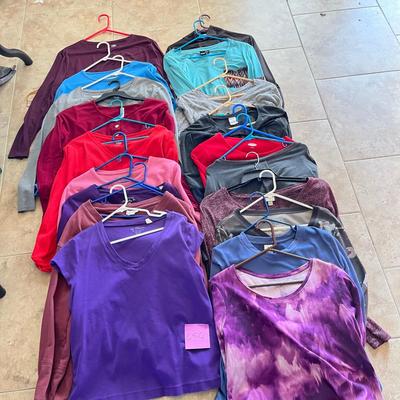 Large lot of women's T shirt tops