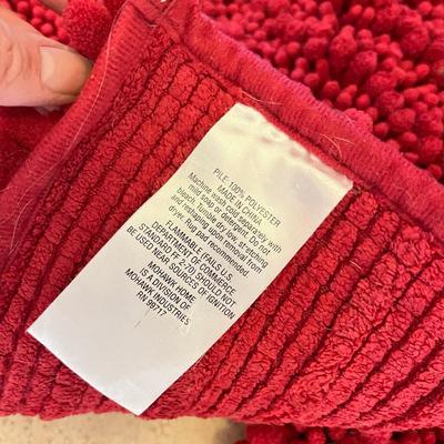 5 Red Area Rugs - New