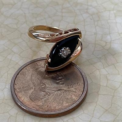 14k Ring with small Diamond