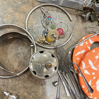 Lot of earrings