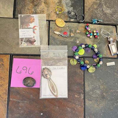 Lot of jewelry & book marks