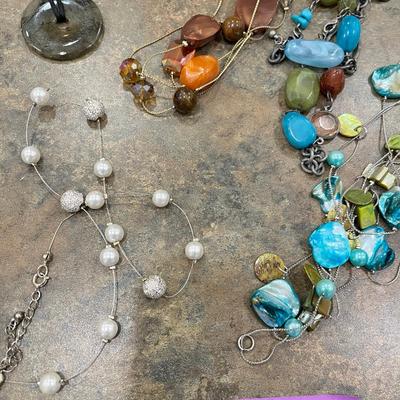 Lot of fashion/ costume necklaces