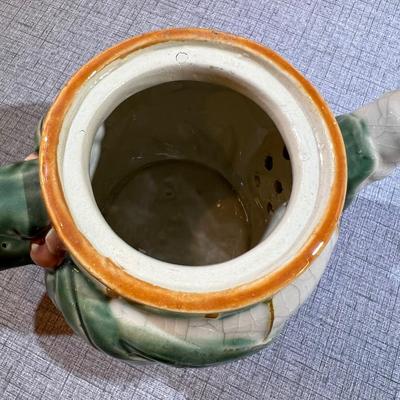 Vintage Frog Tea Pot with 