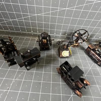 Lot of 10 Old Timey Pencil Sharpeners 