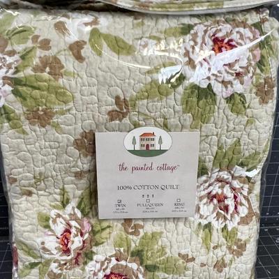 Twin Cotton Quilt NEW Green & Taupe 