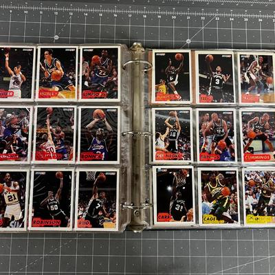 FLEER 93 / 94 Season Basket Ball Trading Cards 