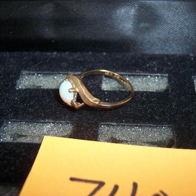 10K Opal Ring
