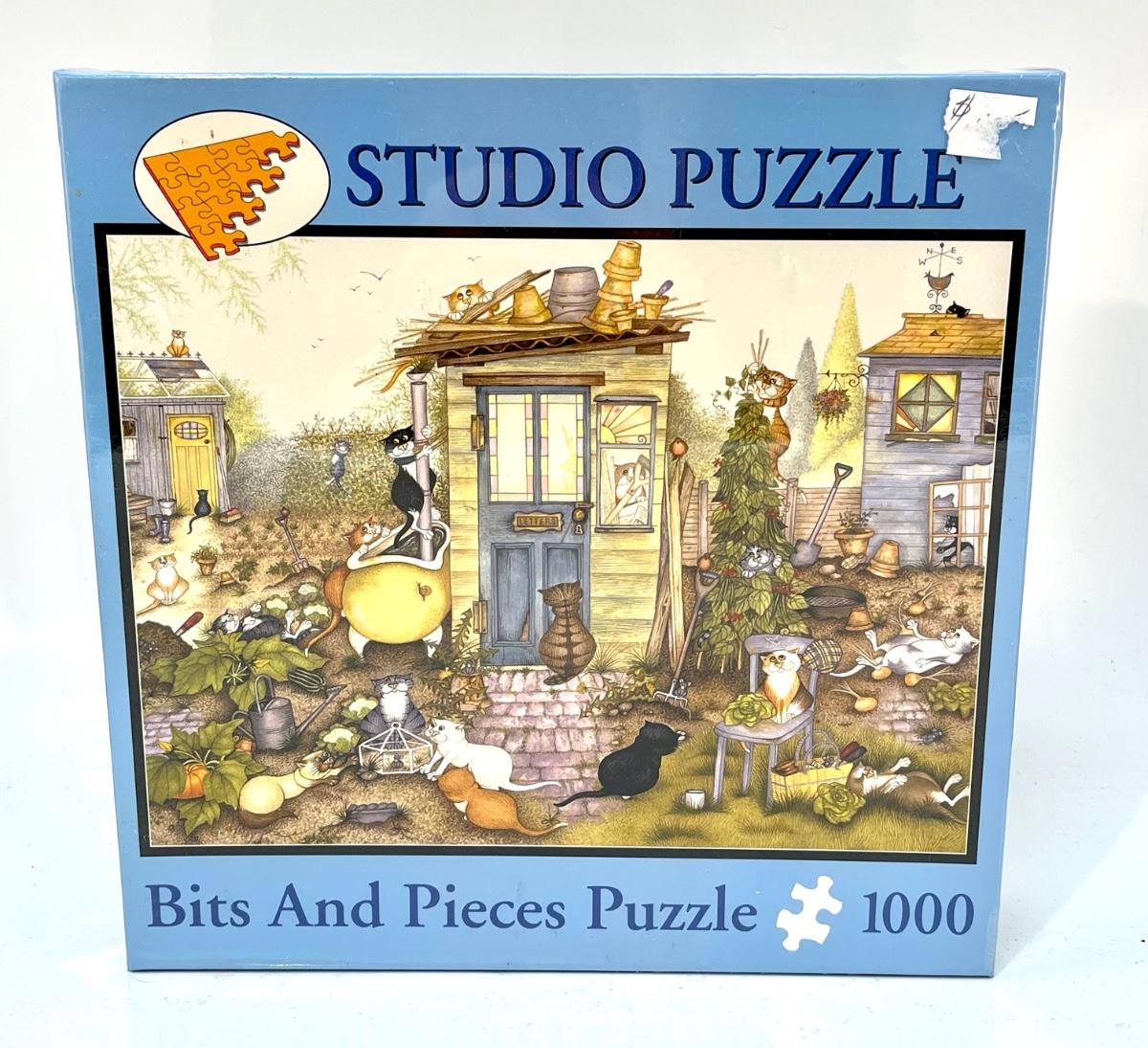 SEALED 1000 Piece Studio Puzzle Bits and Pieces