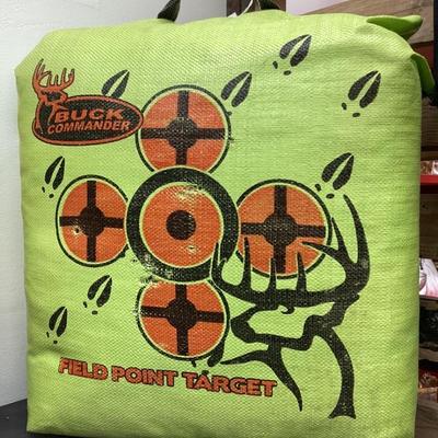 Buck Commander archery target bag